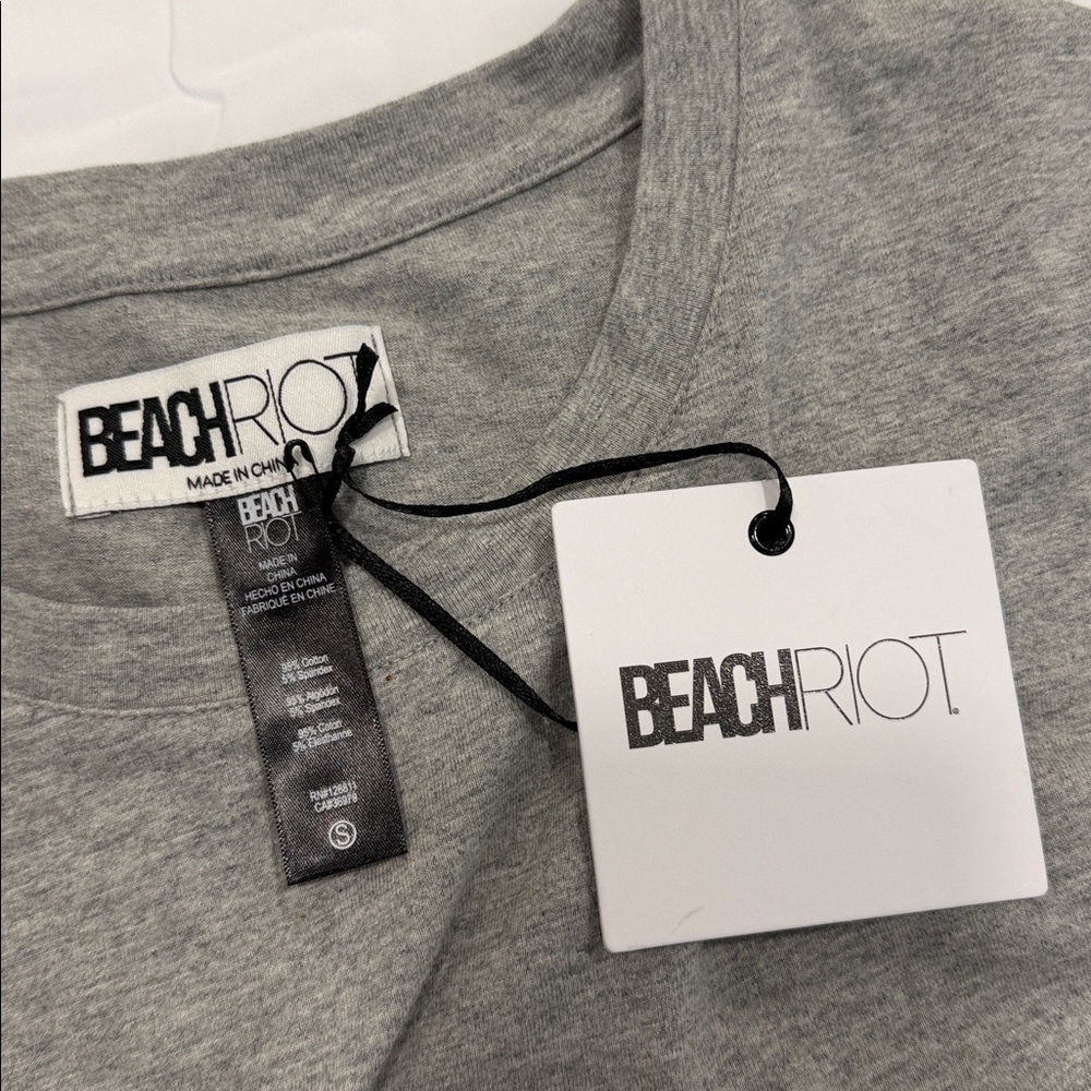 Beach Riot Racer Tee, size SMALL - Picture 10 of 11